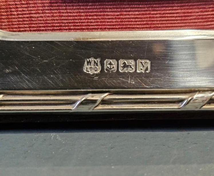 Silver Ribbon Border Photo Frame - Image 5