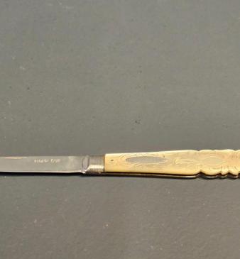 Mid Victorian Silver and Mother of Pearl Pen Knife