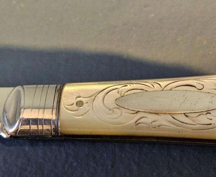 Mid Victorian Silver and Mother of Pearl Pen Knife - Image 2
