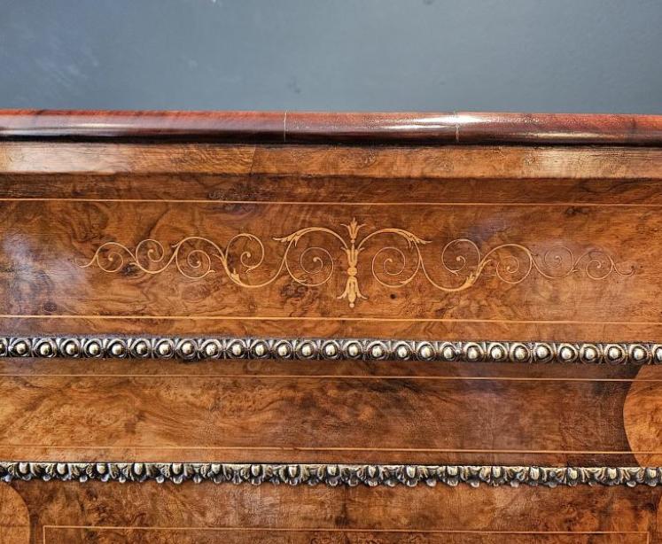 Superb Victorian Inlaid Walnut Credenza - Image 6