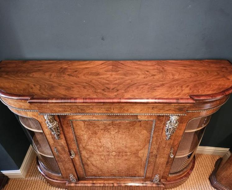 Superb Victorian Inlaid Walnut Credenza - Image 7