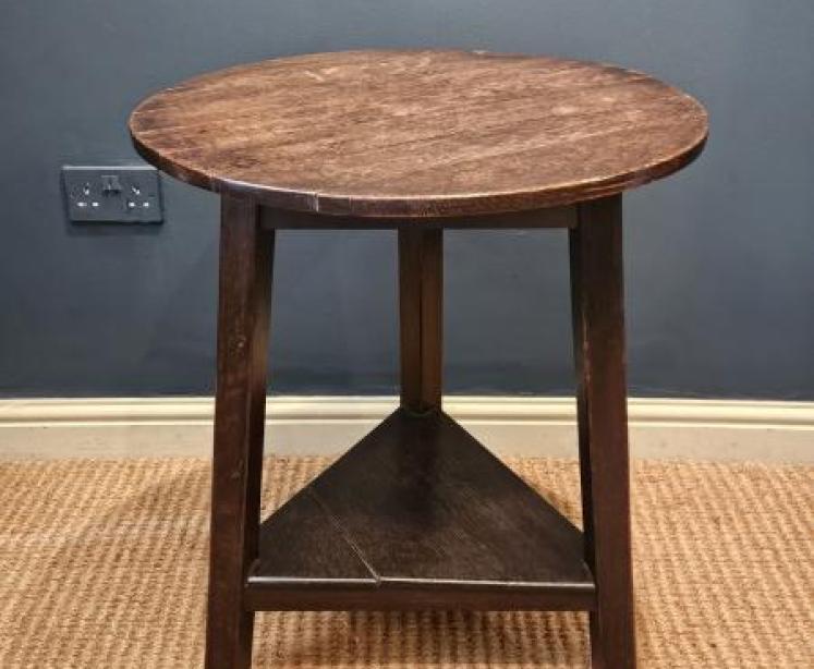 George III Oak Cricket Table - Image 1