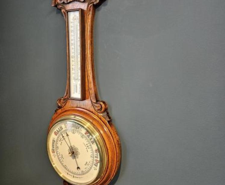 Superb Victorian Carved Oak Banjo Barometer - Image 6