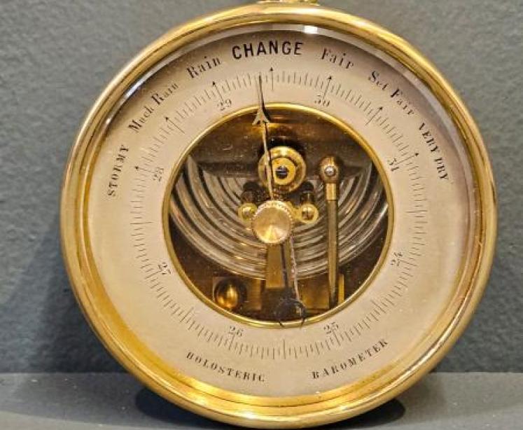 Victorian Campaign Barometer and Case - Image 3