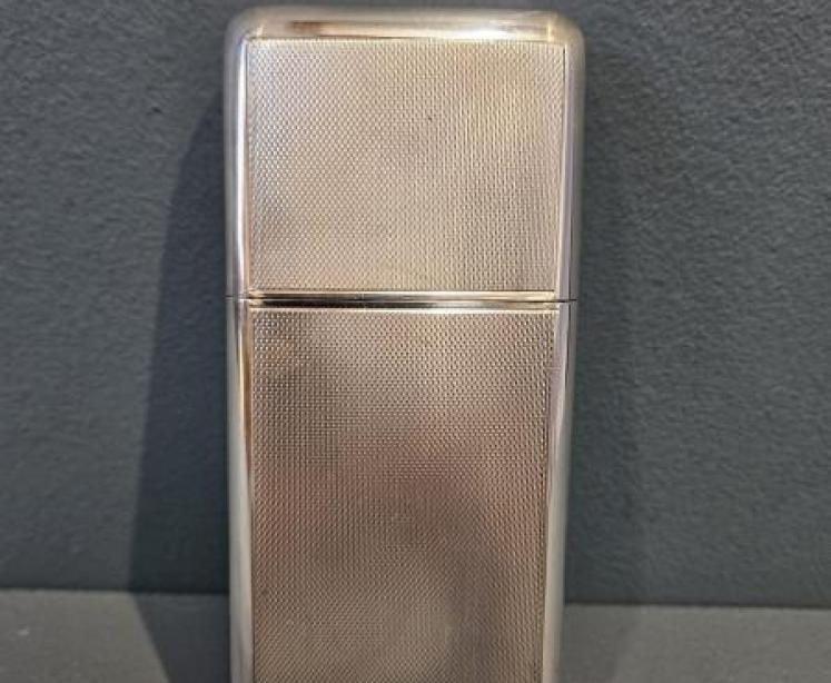Fine Quality Engine Turned Silver Cigar Case - Image 7