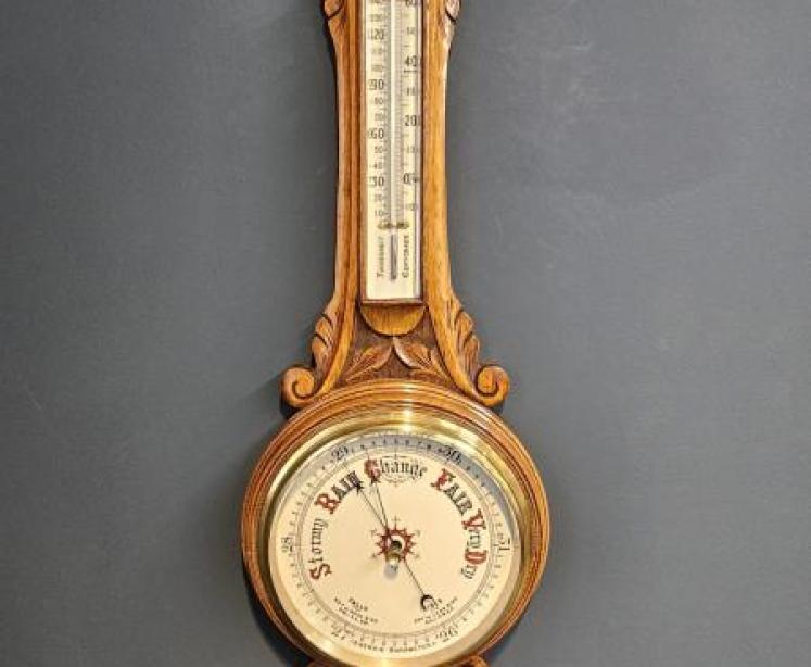 Victorian Carved Oak Banjo Barometer - Image 1