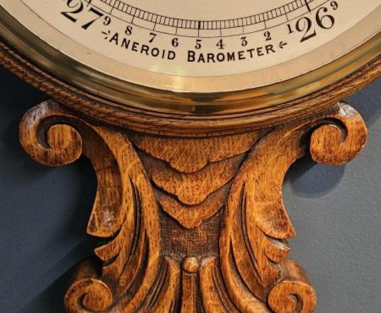 Victorian Carved Oak Banjo Barometer - Image 5