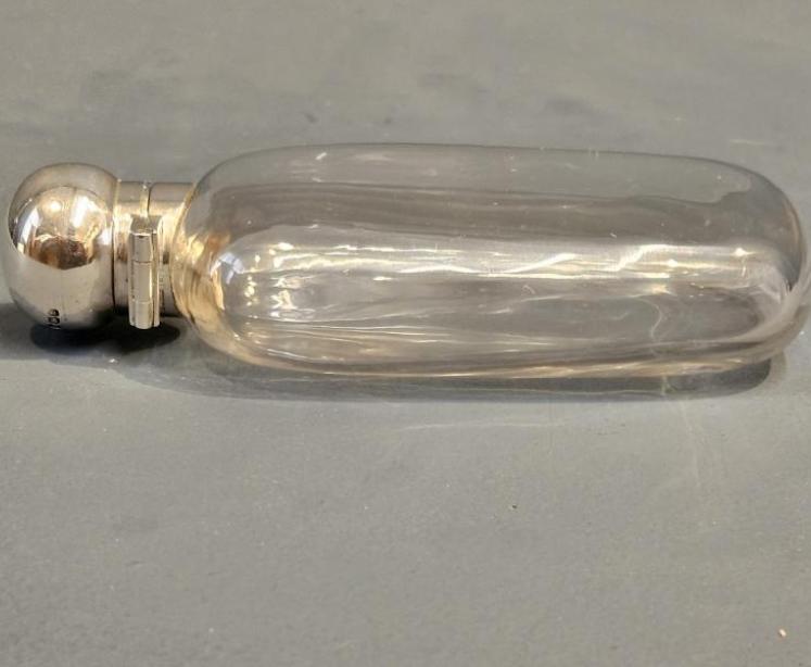 Silver Topped Hip Flask - Image 5
