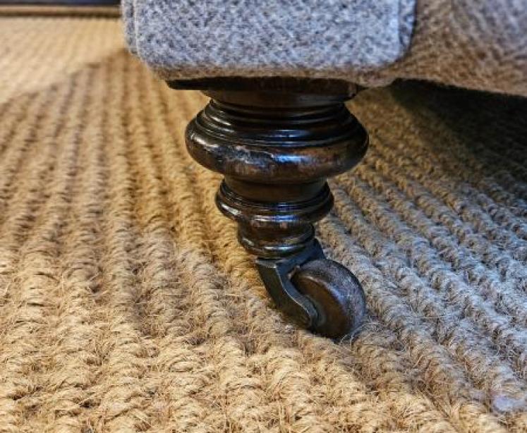 Victorian Chesterfield Sofa - Image 5