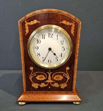 Edwardian Mantel Clock Inlaid With Poppies 