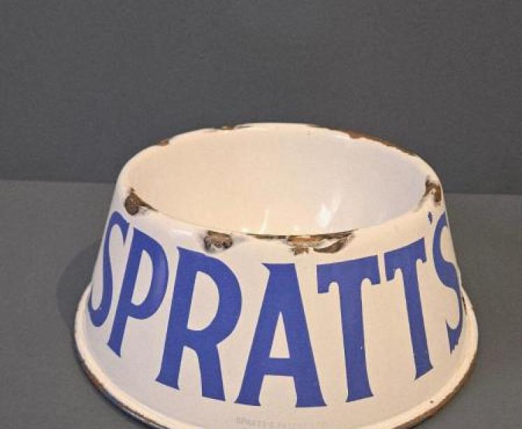 Spratt's Edwardian Large Blue and White Enamel Dog Bowl - Image 1