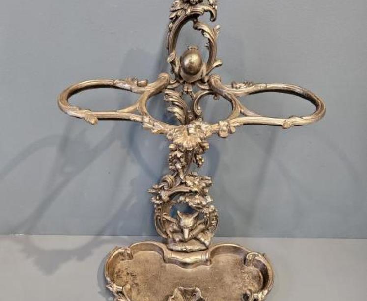 Archibald Kenrick & Sons Stick Stand - Image 1