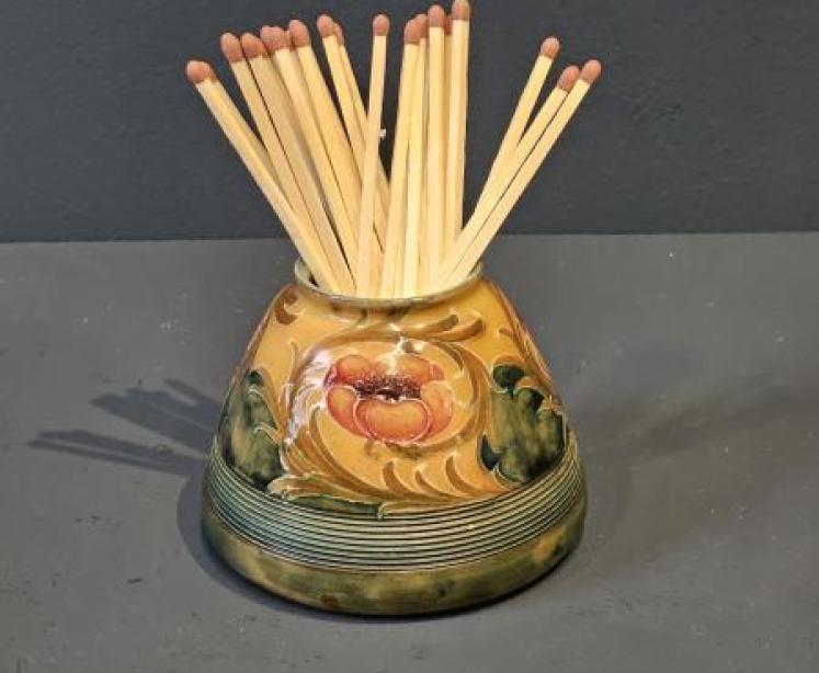 Moorcroft McIntyre Poppy Match Striker - Image 1