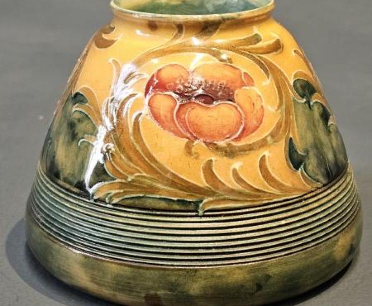 Moorcroft McIntyre Poppy Match Striker - Image 7