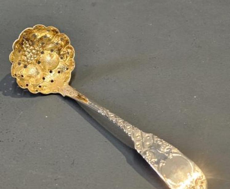 Georgian Edinburgh Silver Strainer  - Image 5