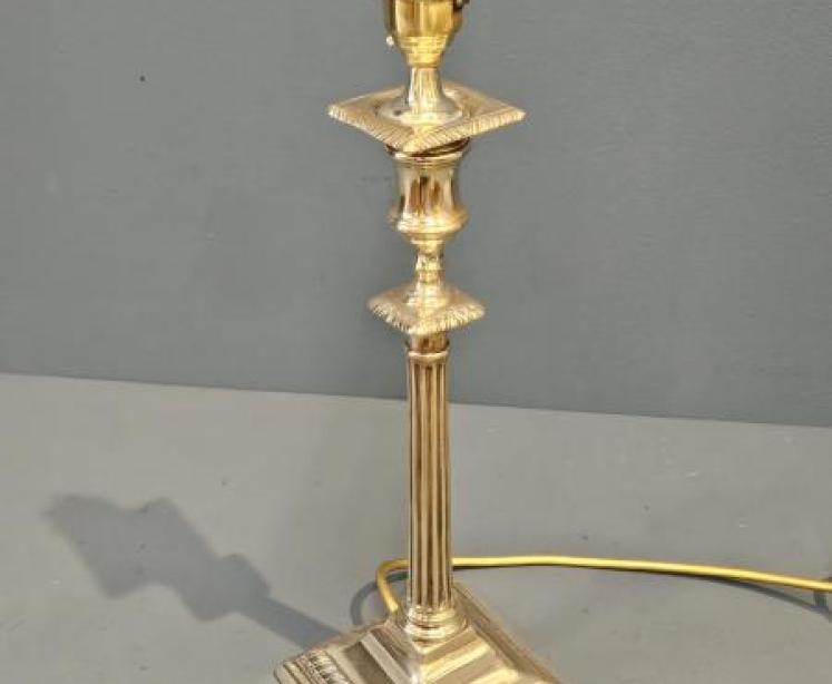 Edwardian Cast Brass Table Lamp - Image 1