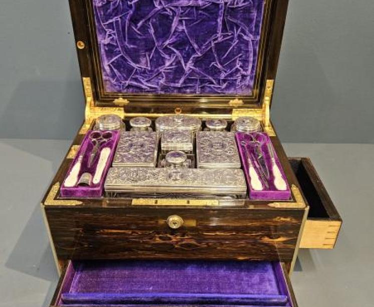 Quality Victorian Coromandel, Silver and Mother of Pearl Dressing Box - Image 1