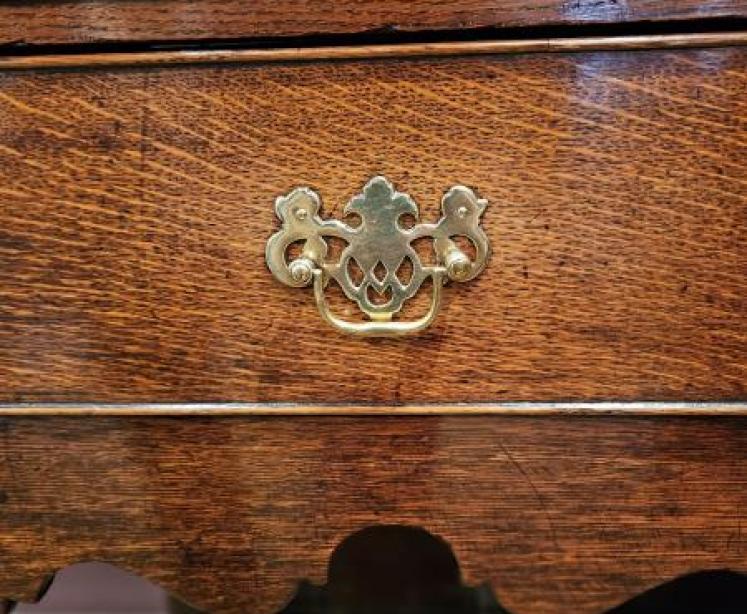 George II Oak Open Pot Board Dresser - Image 3