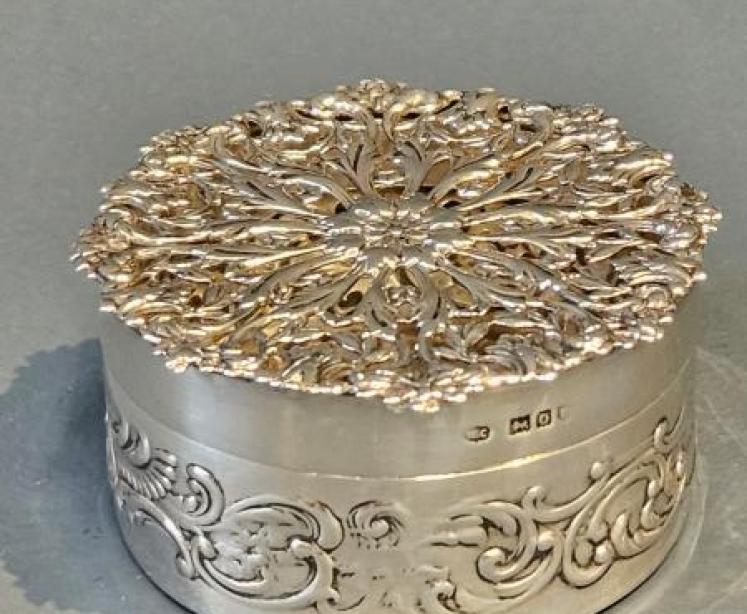 Superb Edwardian Silver Potpourri - Image 1