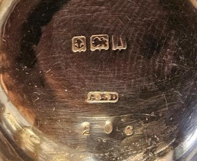 Victorian Planished Silver Sovereign Case - Image 4