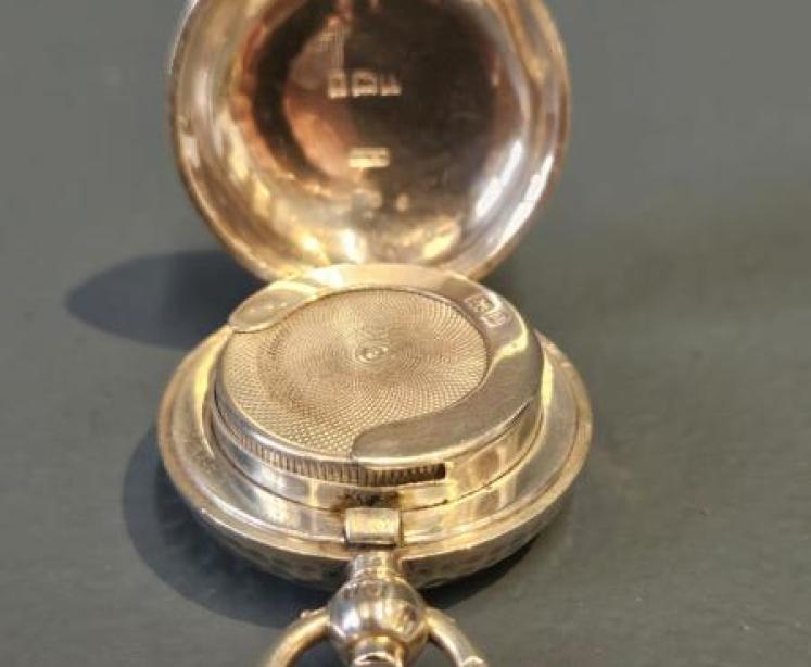Victorian Planished Silver Sovereign Case - Image 6