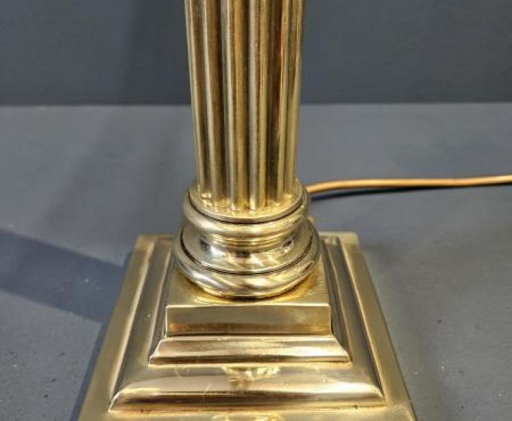 Edwardian Brass Corinthian Column Table Lamp - Image 4