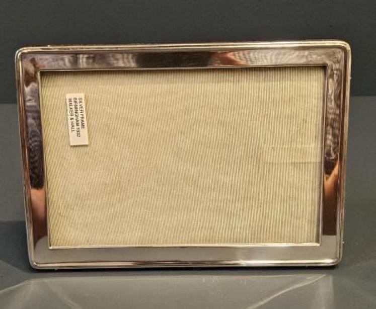 Walker & Hall Silver Photo Frame - Image 6