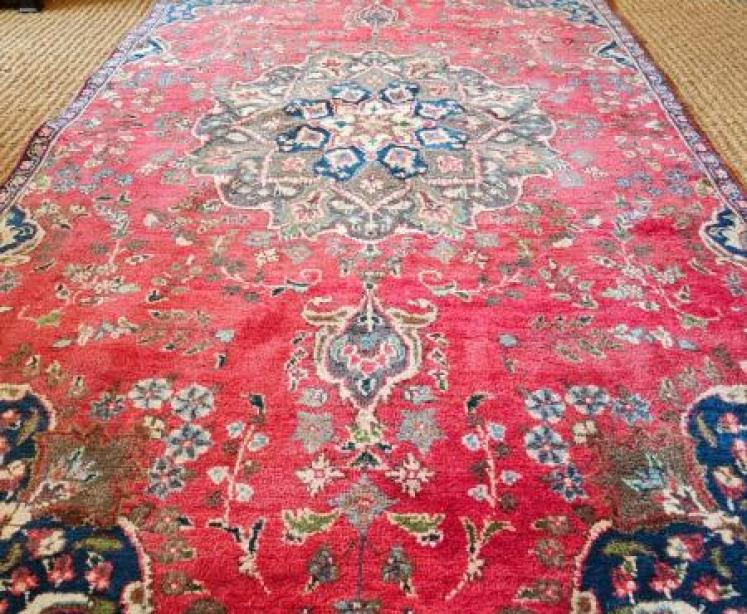 Superb Late Victorian Persian Pure Wool Rug - Image 2