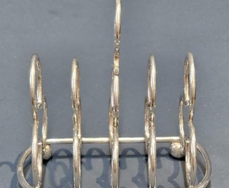 Victorian Silver Trefoil Toast Rack - Image 5