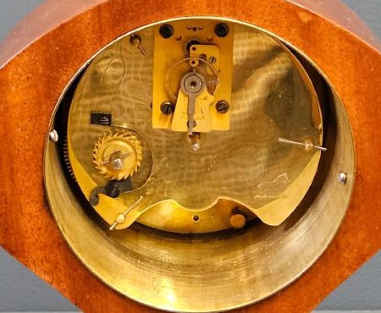 Edwardian Art Nouveau Inlaid Mantel Clock - Image 4