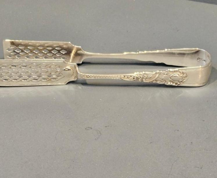 Pair of Fine Quality Silver Asparagus Tongs - Image 1