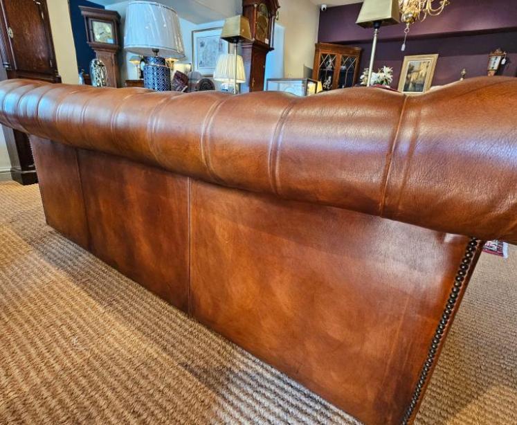 Vintage Tan Leather Chesterfield Sofa - Image 6