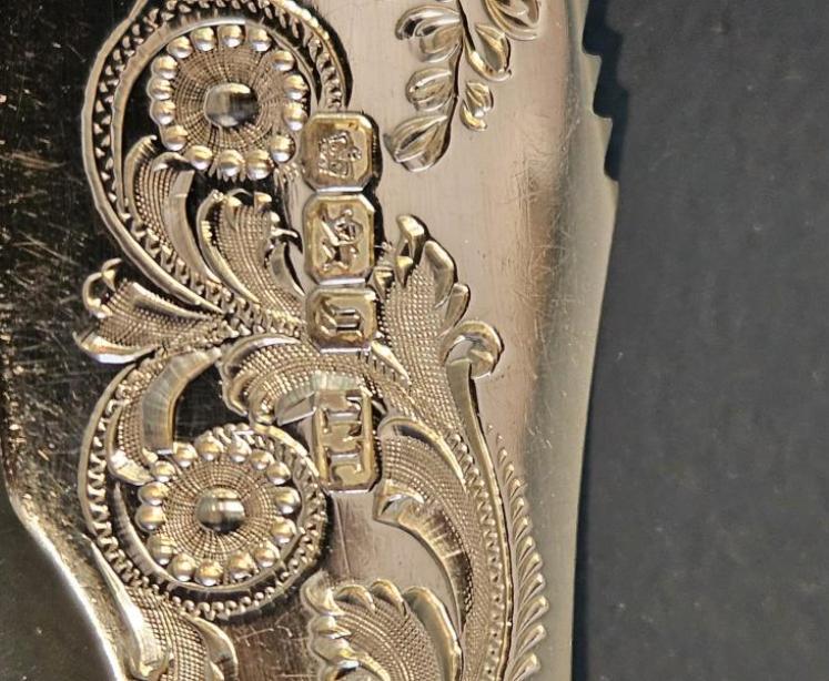 Victorian Silver and Mother of Pearl Fruit Dessert Servers - Image 7