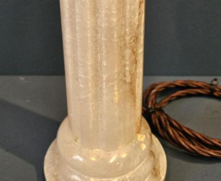 Edwardian Marble Reeded Column Table Lamp  - Image 4