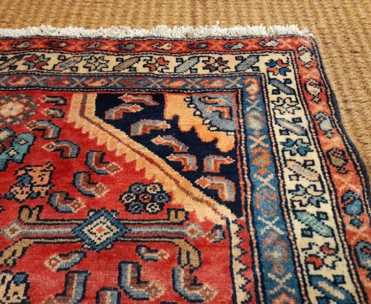 Persian Pure Wool Rug - Image 2