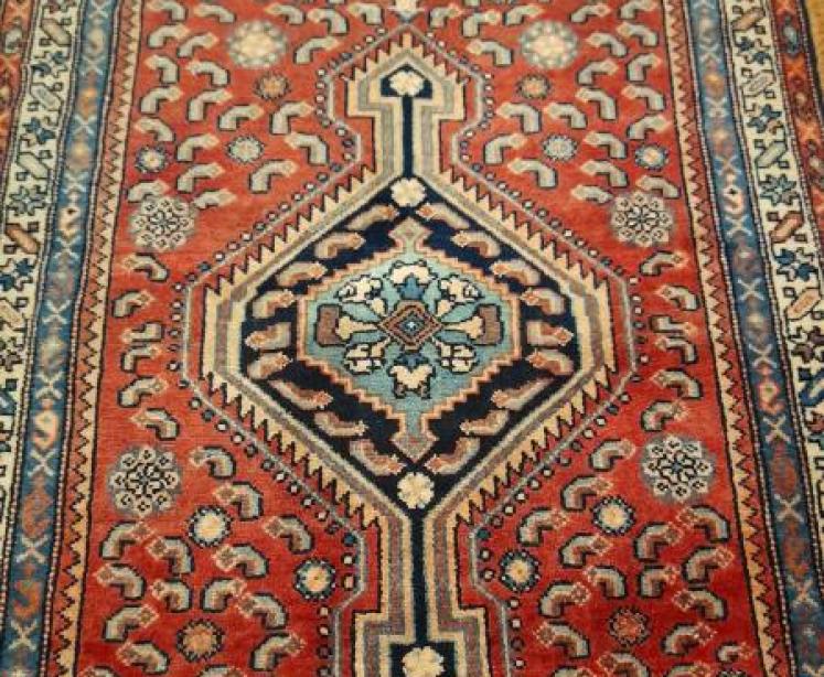 Persian Pure Wool Rug - Image 5