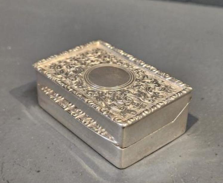 Fine Quality Edwardian Silver Table Snuff - Image 1