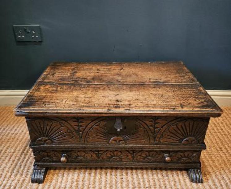 17th Century Oak Floor Standing Bible Box with Drawer  - Image 1