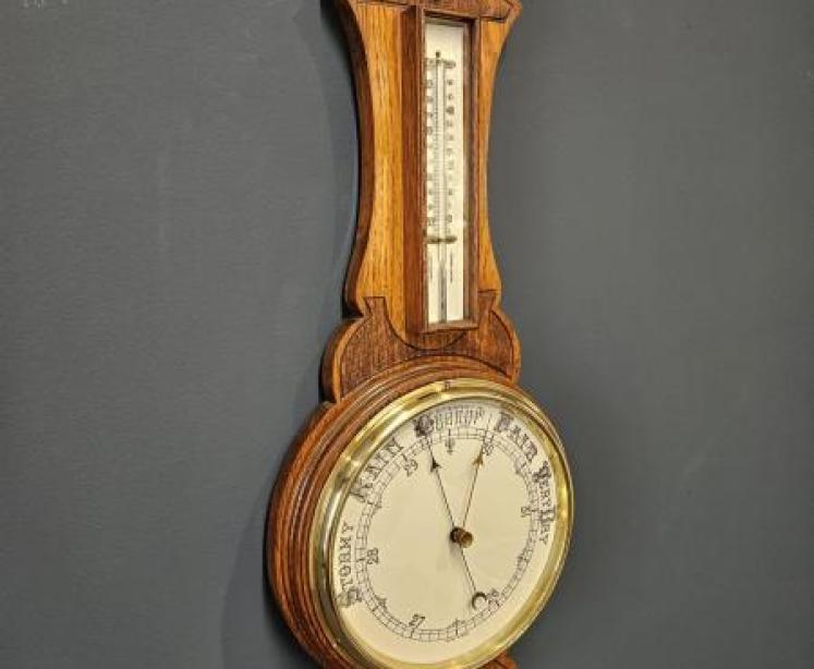 Victorian Oak Banjo Barometer  - Image 3