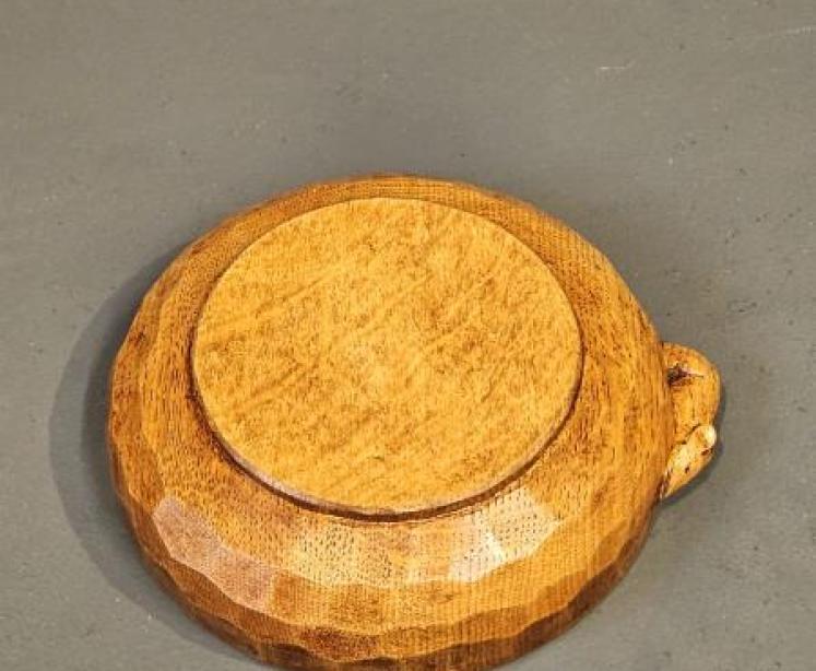 Thompsons of Kilburn Mouseman Nut Bowl - Image 4