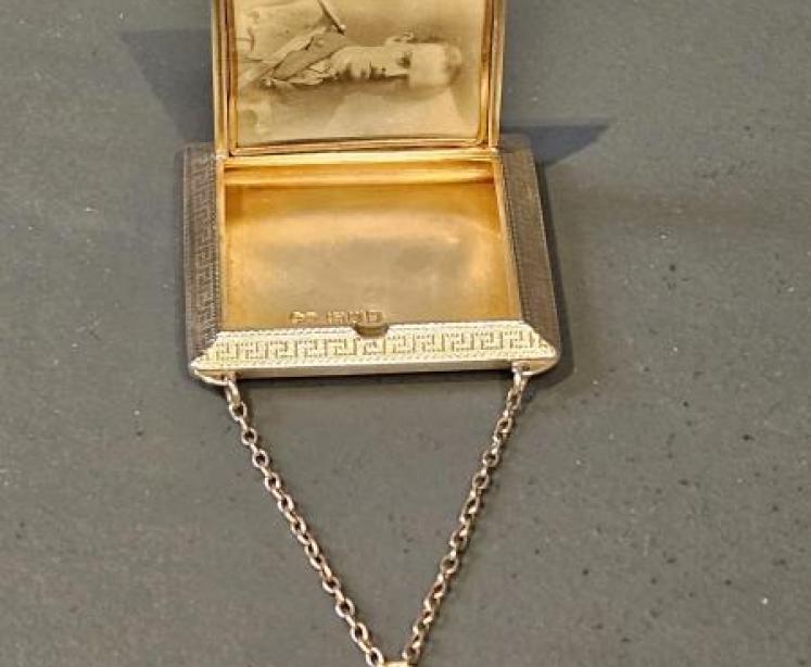 George V Engine Turned Silver Keep Sake Photo Frame - Image 1