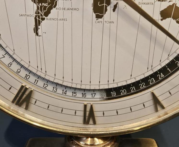 1950's Kienzle Mechanical World Clock  - Image 4