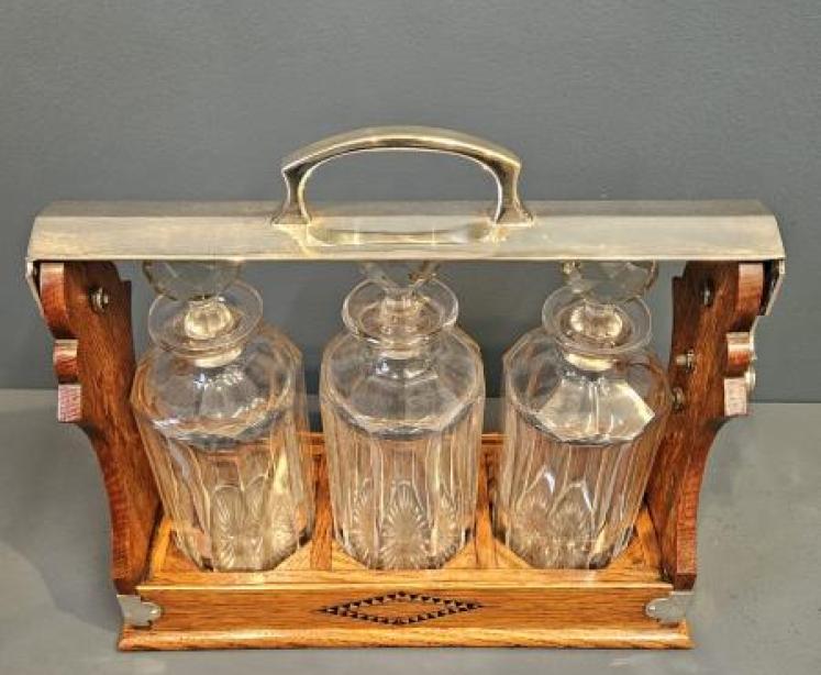 Victorian Oak 3 Bottle Tantalus - Image 3