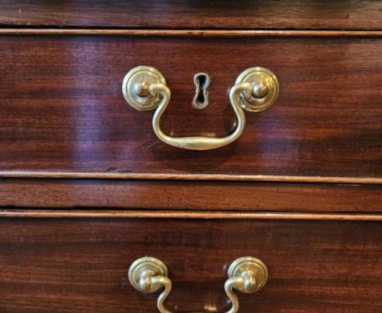 Small George III Figured Mahogany Chest of Drawers - Image 6