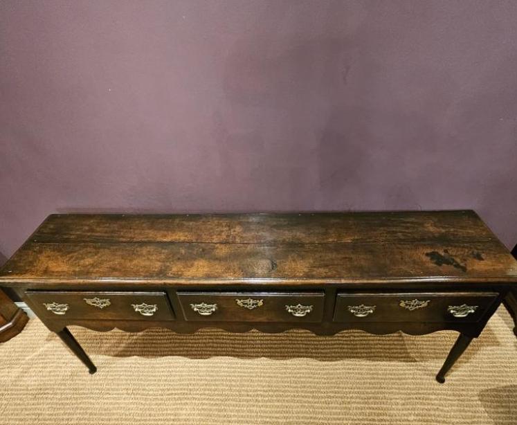 George II Shallow Proportioned Oak Dresser - Image 2