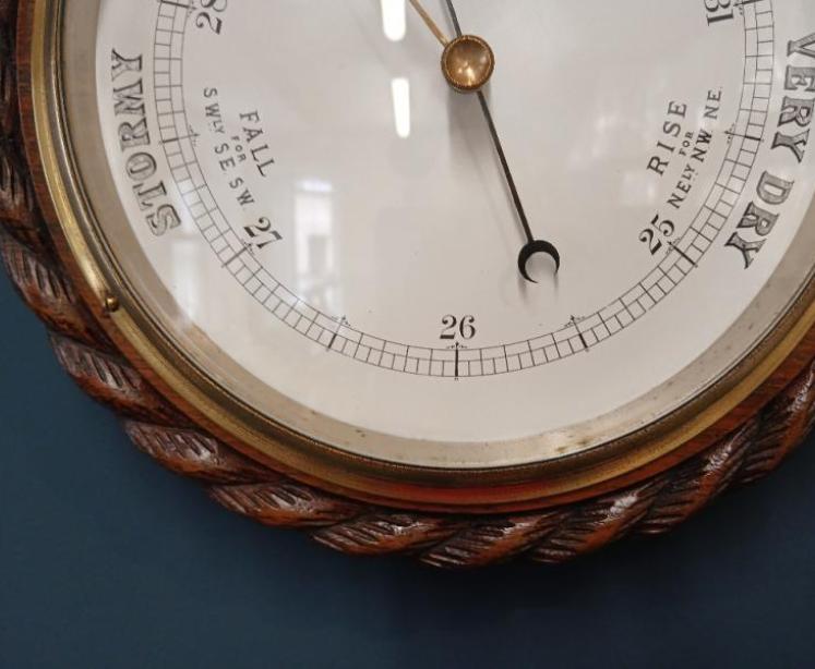 Large 11" Victorian Oak Ship's Barometer - Image 5