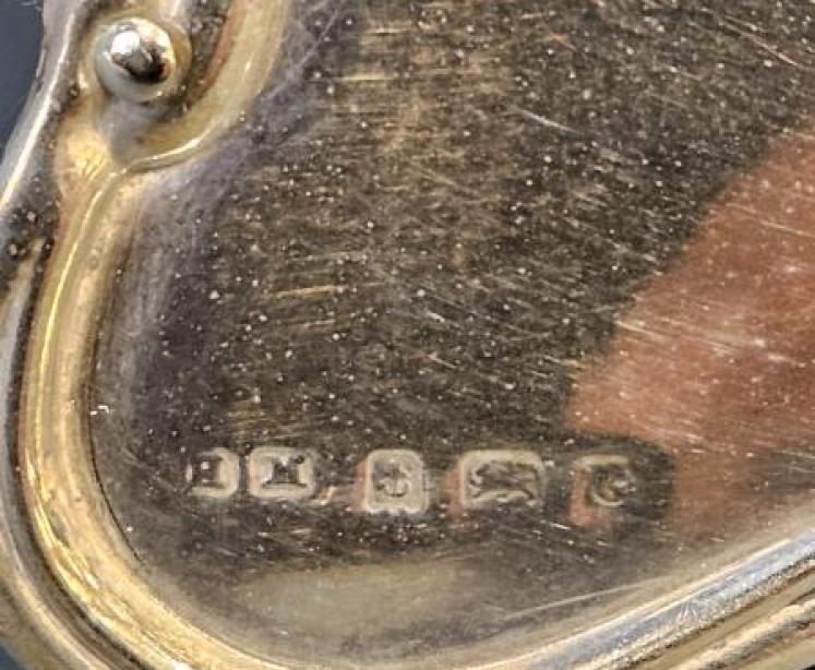 Edwardian Art Nouveau Heart Shaped Silver Photo Frame  - Image 3