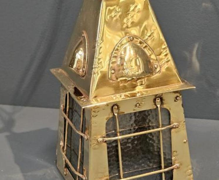 Edwardian Arts & Crafts Brass Lantern - Image 3