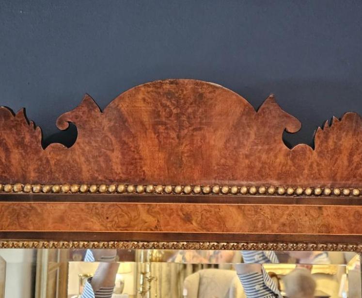 Late Georgian Burr Walnut Mirror   - Image 5