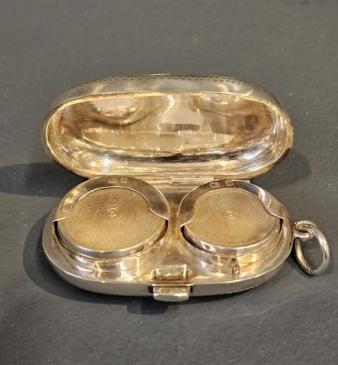 George V Engraved Silver Double Sovereign Case